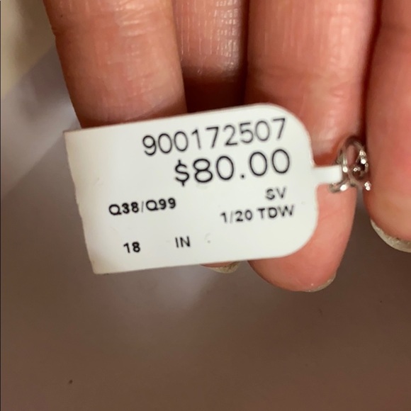 NWT Black & Silver  pendant with 18” chain - Picture 5 of 6